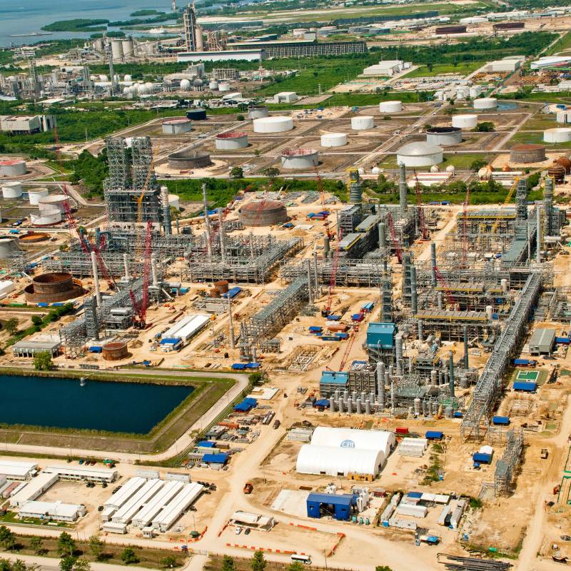 Refinería de Cartagena retomó operaciones normales tras superar una falla eléctrica sin afectar el suministro de combustibles. FOTO COLPRENSA.