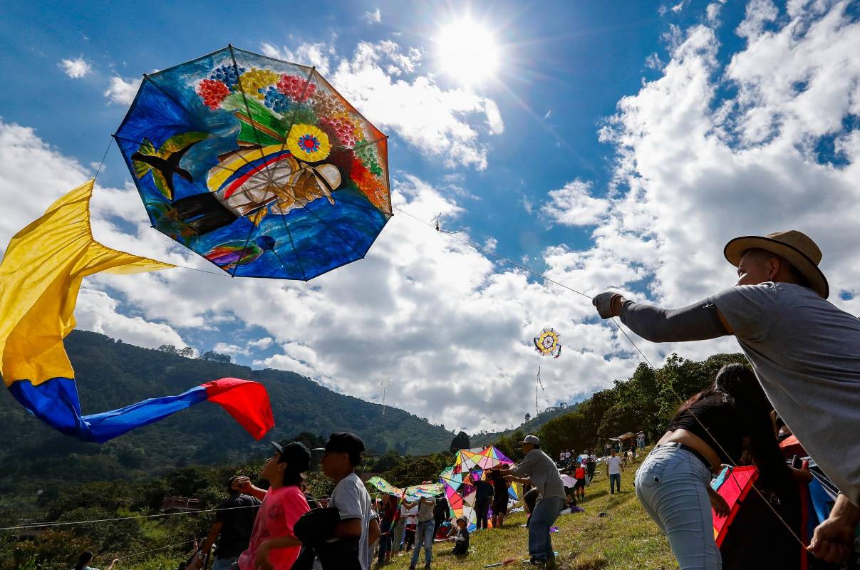 Así cogió vuelo la celebración de el Festival Municipal de cometas en su edición numero 28 en Belén Altavista. Foto: Manuel Saldarriaga Quintero.