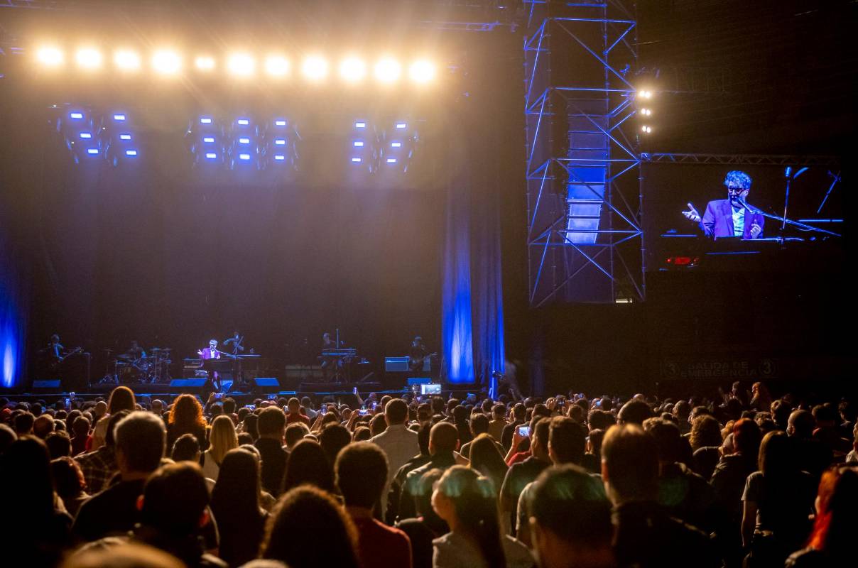 Fueron cerca de 20 canciones entre las que cantó algo de su nuevo trabajo como Lo mejor de nuestras vidas, incluida en Los años salvajes, lanzado el año pasado. FOTO: JUAN ANTONIO SÁNCHEZ OCAMPO