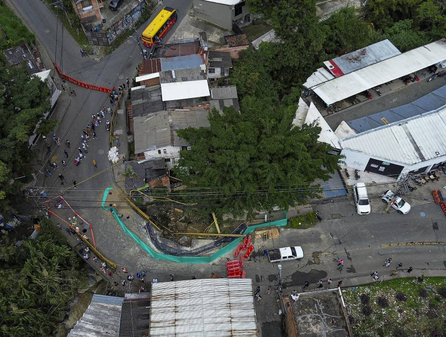 Puente sobre la quebrada la Limoná, ubicado entre Itagüí y el corregimiento de San Antonio de Prado, Medellín. FOTO: Manuel Saldarriaga Quintero.