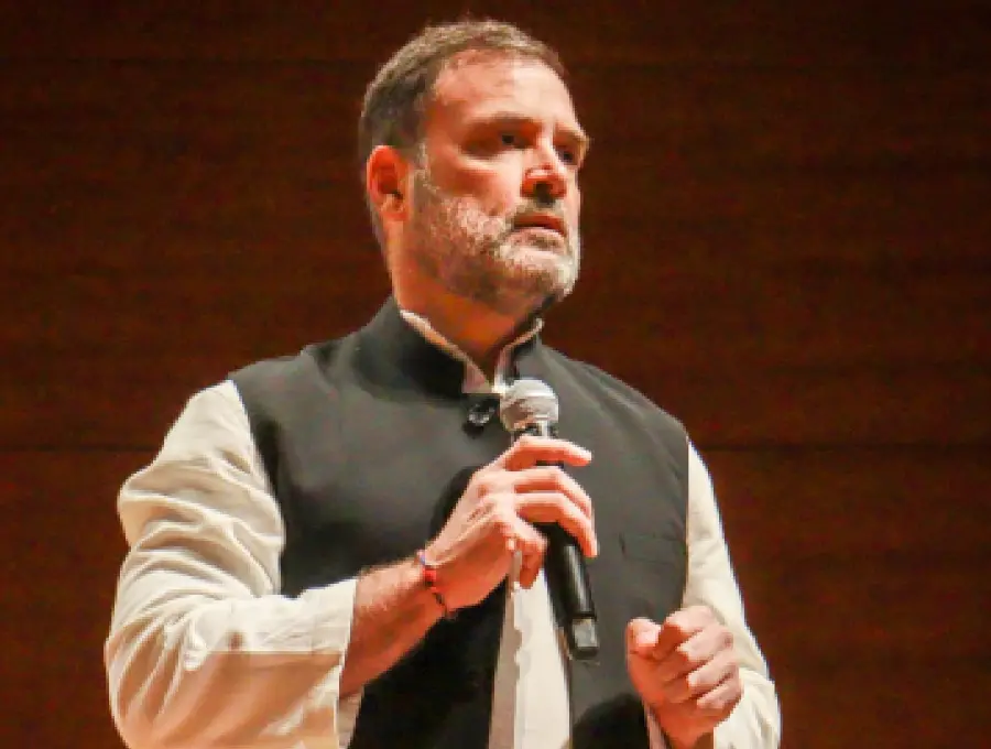 Gandhi cree que “un buen principio es la humildad y la compasión cuando pensamos en la tecnología”. FOTO: Cortesía Universidad EIA-Juan Manuel Rojas