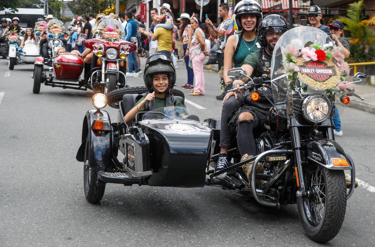 Al desfile llegaron moteros de ciudades de todo el país e inclusive hasta algunos visitantes internacionales. Foto: MANUEL SALDARRIAGA QUINTERO.