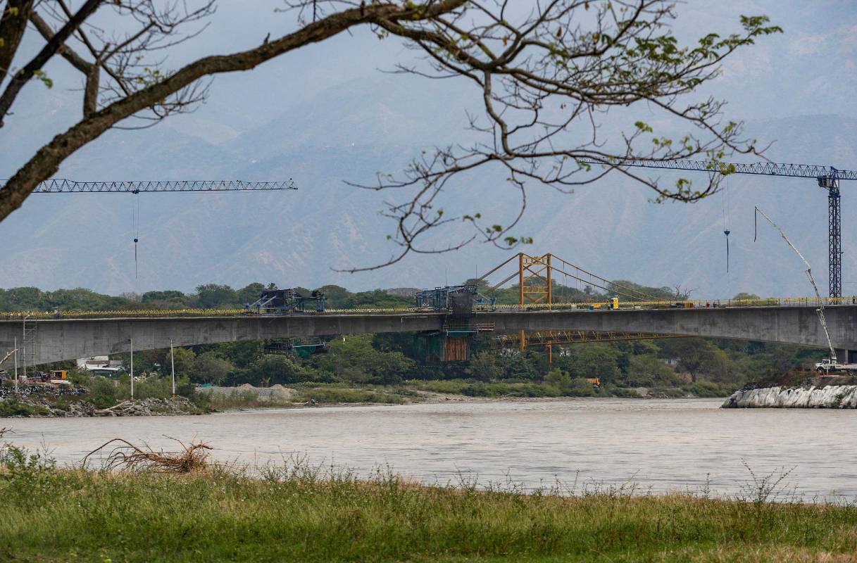 El nuevo puente acerca Antioquía al centro del País. Foto: Manuel Saldarriaga Quintero.
