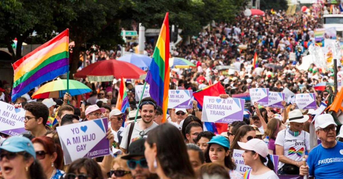 Lucha Por Los Derechos De La Comunidad Lgbtiq En Medellín La Historia 