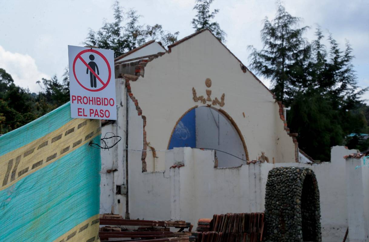 Los servicios religiosos se trasladaron al salón parroquial. FOTO JUAN ANTONIO SÁNCHEZ OCAMPO