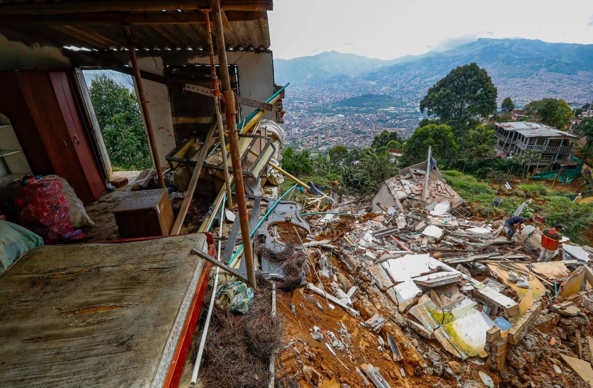  Las familias afectadas se autoalbergaron donde familiares y amigos. Foto: MANUEL SALDARRIAGA QUINTERO.