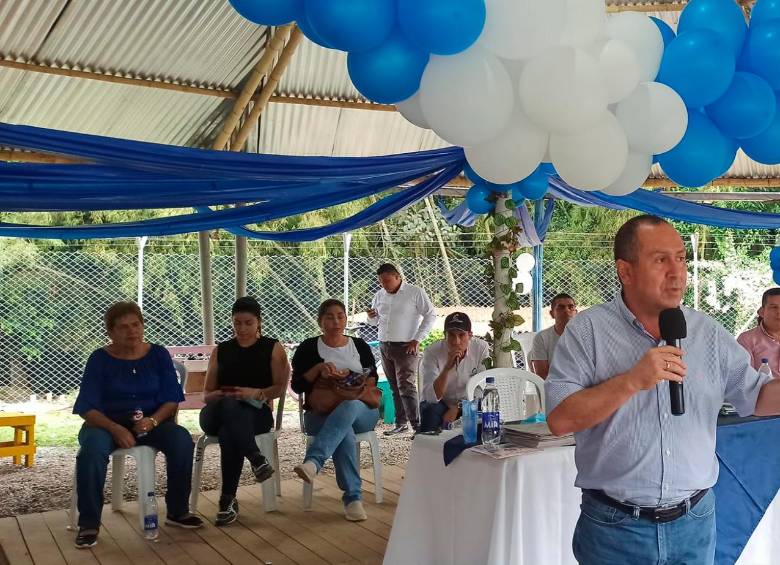 El candidato Gustavo Vélez denunció la existencia de una alianza “política y criminal” que busca impedir su participación en las elecciones. FOTO: Tomada de Facebook Gustavo Vélez