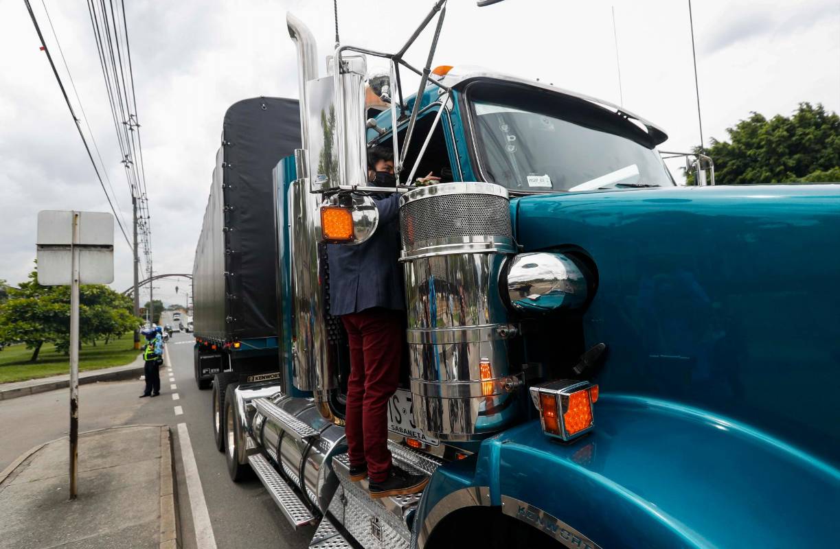 Con la aplicación del cambio en el límite de velocidad en la Carrera 64C, también conocida como Autopista Norte, se registraron 98 días consecutivos sin muertes por incidentes viales. Foto: Manuel Saldarriaga Quintero
