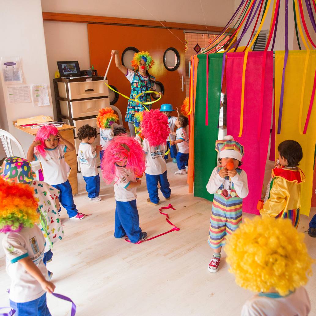 La alcaldía de Federico Gutiérrez implementó el programa Buen Comienzo 365, en el que se atiende a los niños todos los días del año, no hay vacaciones. <span class="mln_uppercase_mln"> </span><span class="mln_uppercase_mln">FOTO</span> <b><span class="mln_uppercase_mln">Manuel Saldarriaga</span></b>