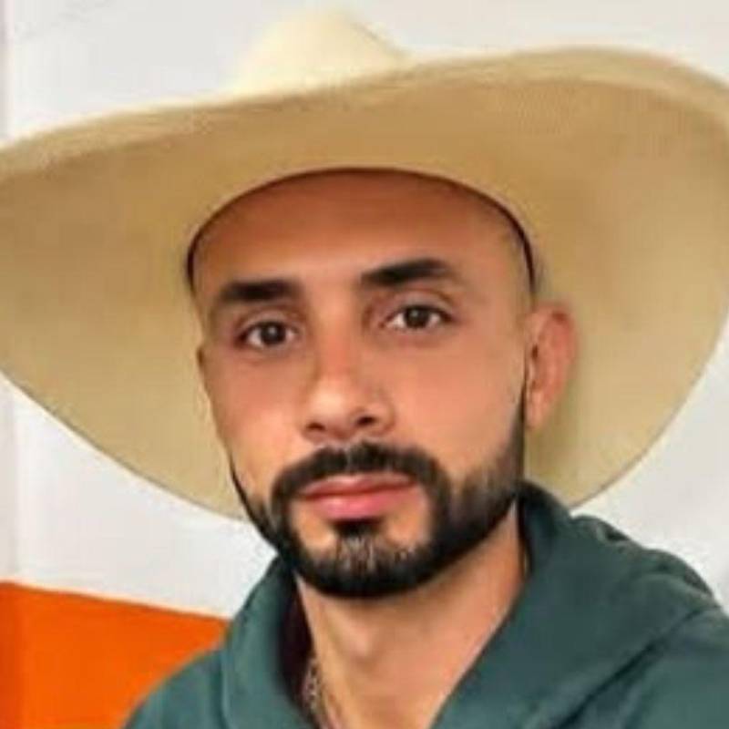 A Jhon Fredy Estrada Correa, de 36 años, lo asesinaron en Barbosa luego de salir a negociar un carro. Iba con el dinero en efectivo para negociar el automotor. FOTO: CORTESÍA