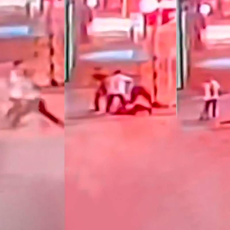 Momento en el que el estudiante de la Universidad de Los Andes Jaime Esteban Moreno es atacado, lo que le causó la muerte. Fotos: captura de video 