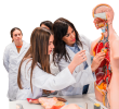 El costo de una especialización médica en una universidad privada de Colombia puede llegar hasta los $40 millones el semestre. El examen de admisión tiene un costo aparte.<b><span class=mln_uppercase_mln> </span></b>FOTO<b><span class=mln_uppercase_mln> GETTY</span></b>
