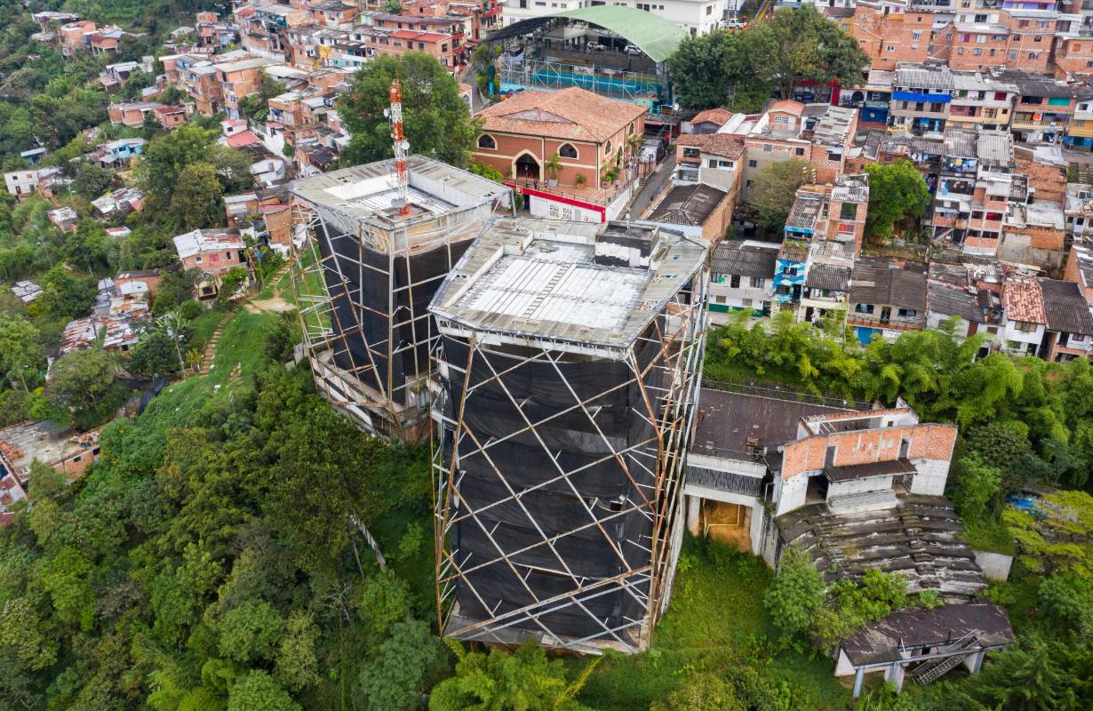 El diseño de la nueva biblioteca incluye ludoteca, zonas de empleados, salas interactivas, de exposiciones, de ensayos grupales e individuales; auditorios, sistema de graderías retráctil y un salón infantil, entre otros espacios. Foto Manuel Saldarriaga Quintero.