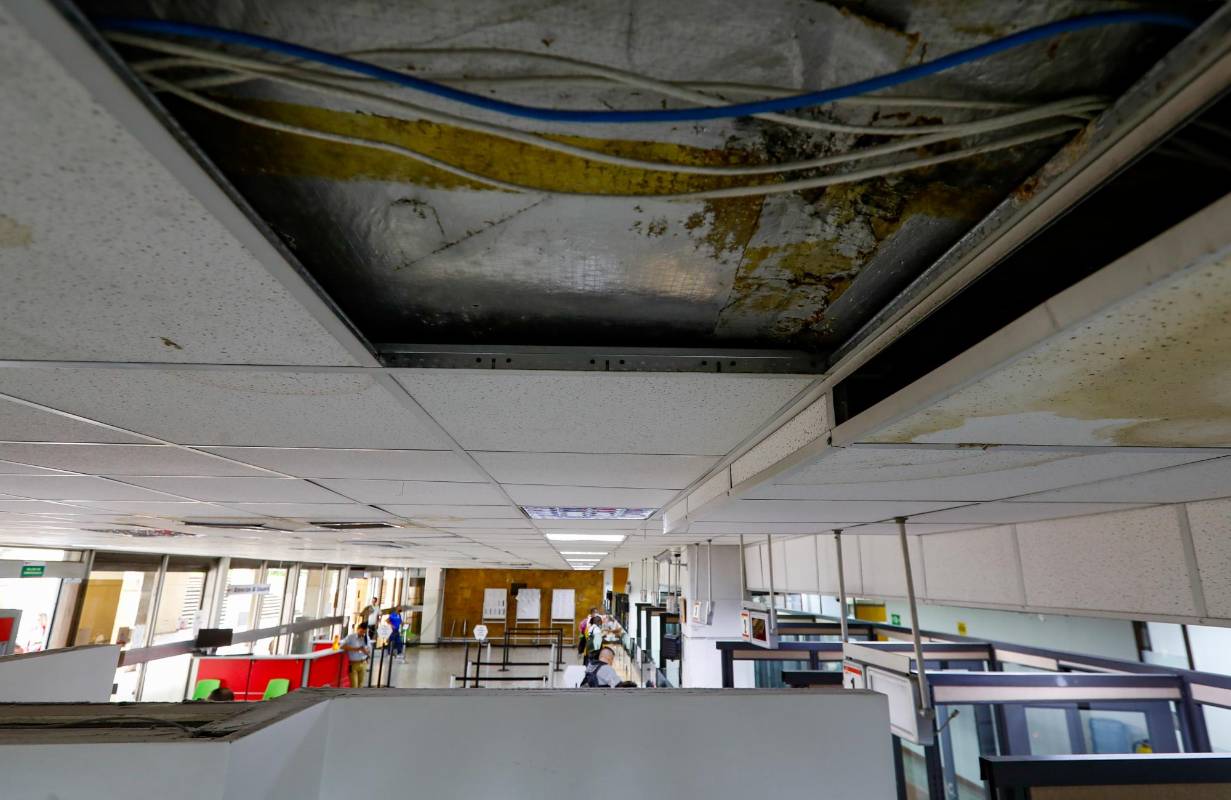 Esta situación hace que las condiciones laborales sean muy complicadas y se pone en riesgo la salud, el bienestar y la vida de los trabajadores Foto: Manuel Saldarriaga 