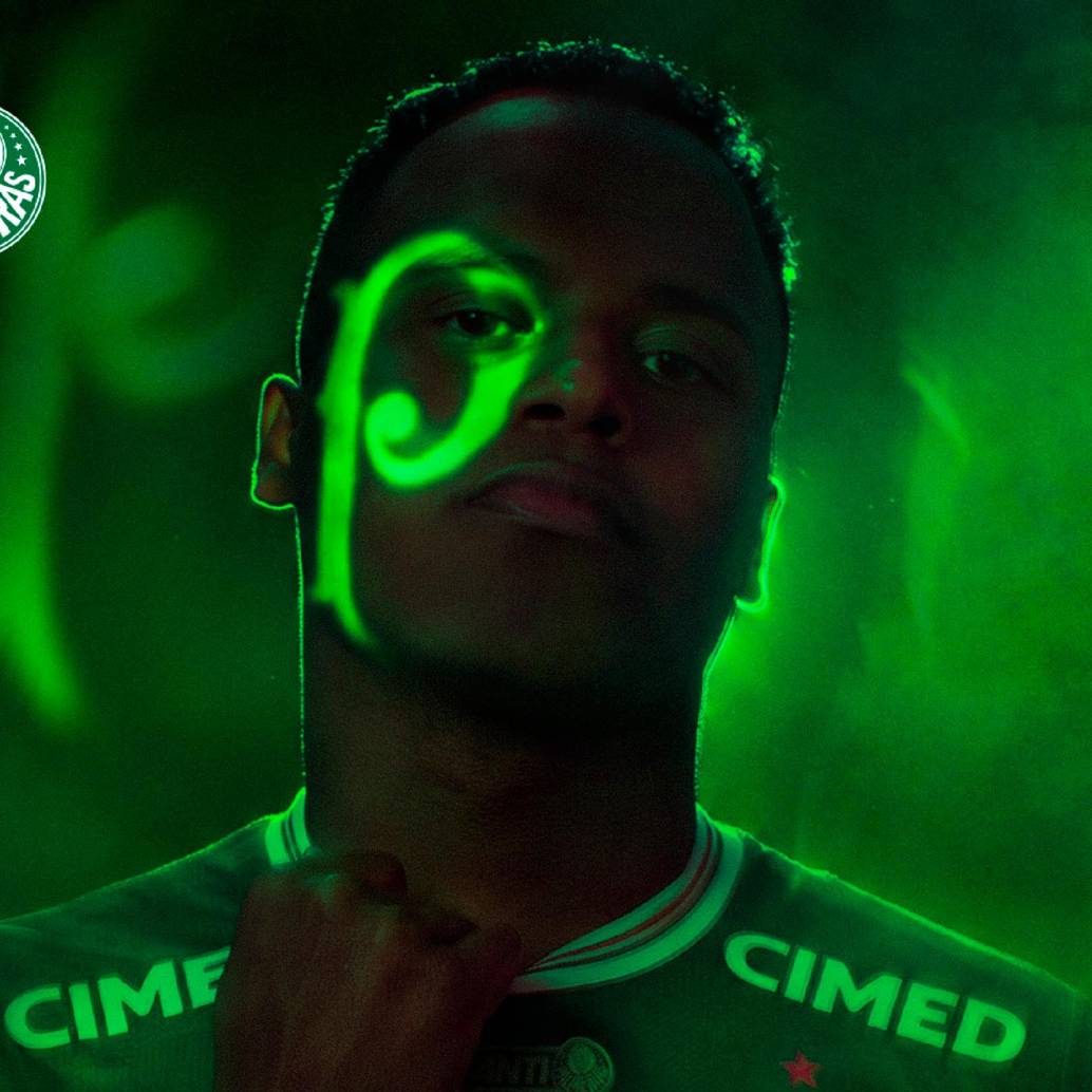 Arias ya luce las prendas del Palmeiras, su nuevo equipo. FOTO INSTAGRAM ARIAS