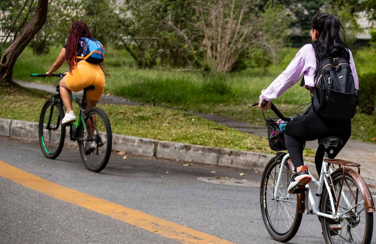 En países como Irán aún se les prohibe usarlas, en Colombia cada vez más son mas comunes. Foto: Manuel Saldarriaga Quintero.