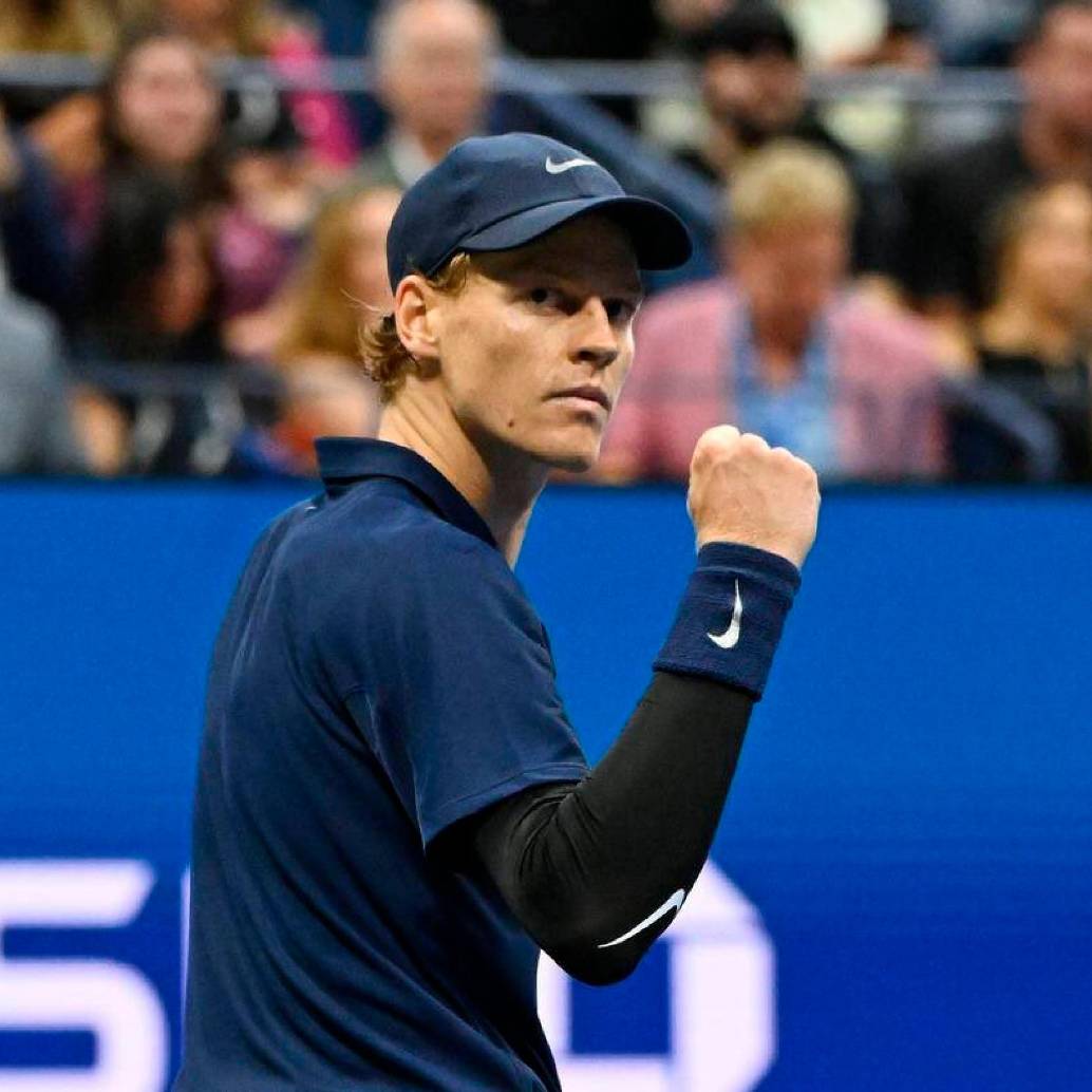 Jannik Sinner avanza sólido en el US Open. FOTO X-US OPEN