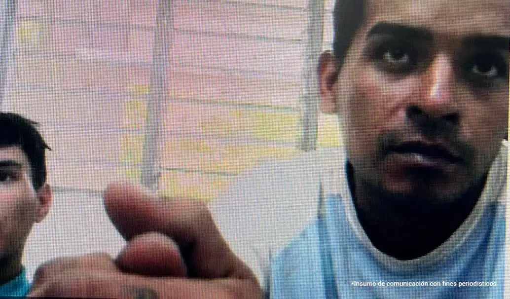 Dos hombres de 20 y 27 años señalados de asesinar a un habitante de calle en Medellín no aceptaron los cargos de homicidio agravado. FOTO: FISCALÍ