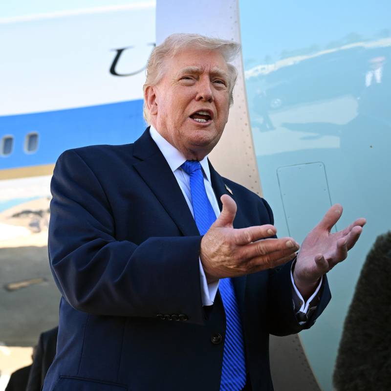 Donald Trump ha sostenido que Irán es quien quiere llegar a un acuerdo porque han sido derrotados militarmente. Foto: Roberto Schmidt/Getty Images