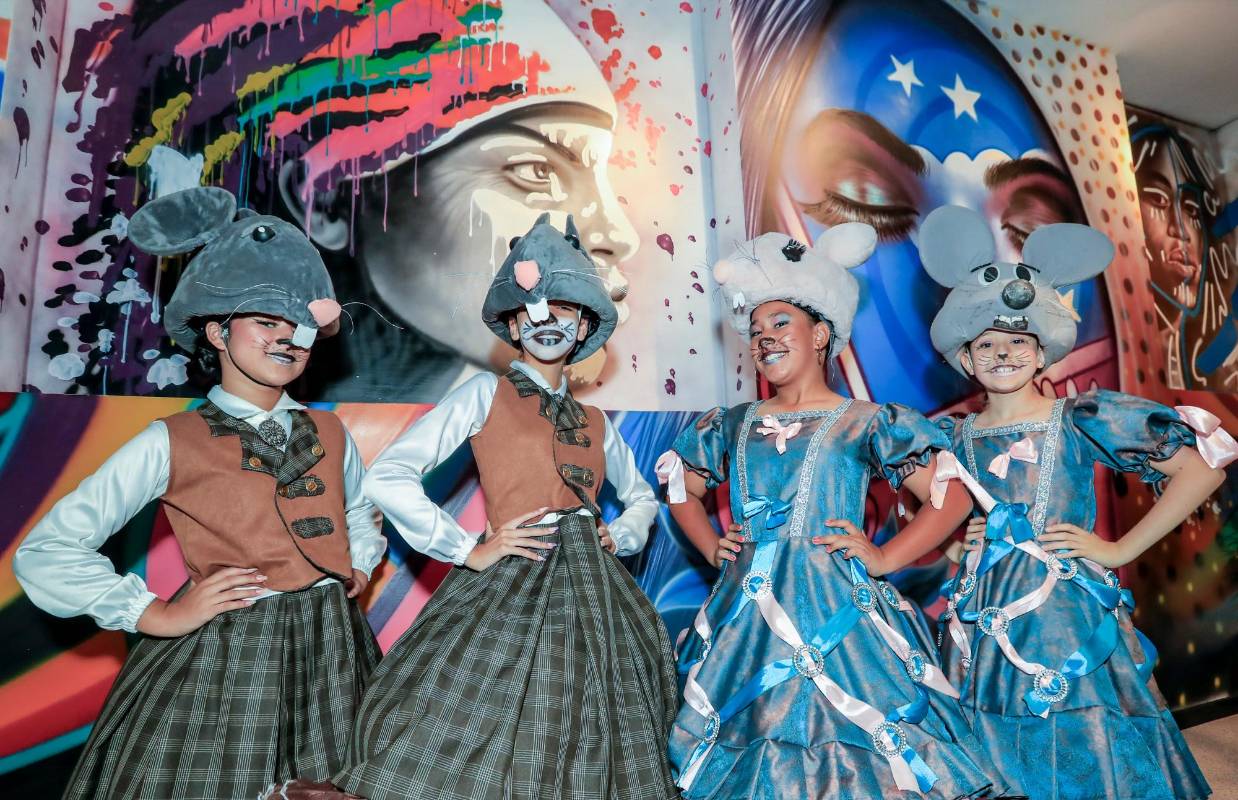 Serán más de 80 artistas en escena con la presentación que dura aproximadamente hora y media. FOTO: Jaime Pérez