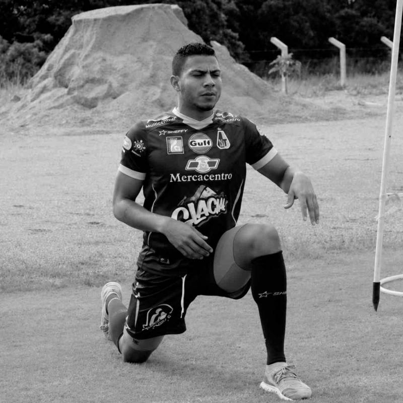 Bismar Córdoba Marín, quien jugó en Once Caldas, Envigado, Deportes Tolima, Leones y Jaguares, falleció en Turbo, tras luchar contra un cáncer. FOTO TOMADA @DEPORTES TOLIMA 