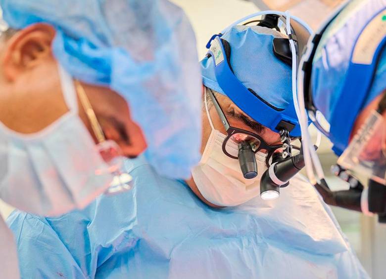 Un equipo de NYU Langone completó con éxito dos xenotrasplantes que involucraron corazones de cerdo y humanos fallecidos. FOTO Cortesía www.nyulangone.or