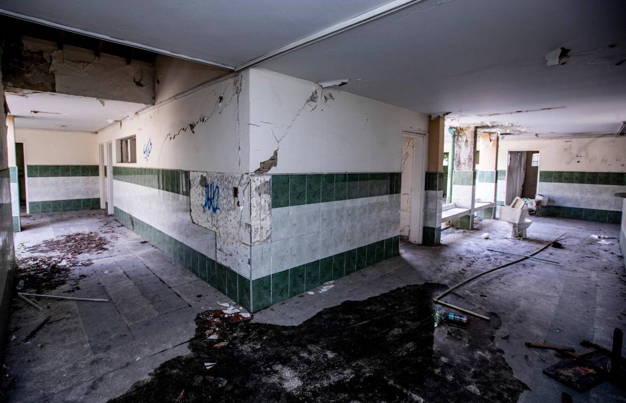 Así luce hoy, se lo están robando a pedacitos. FOTO: Jaime Pérez