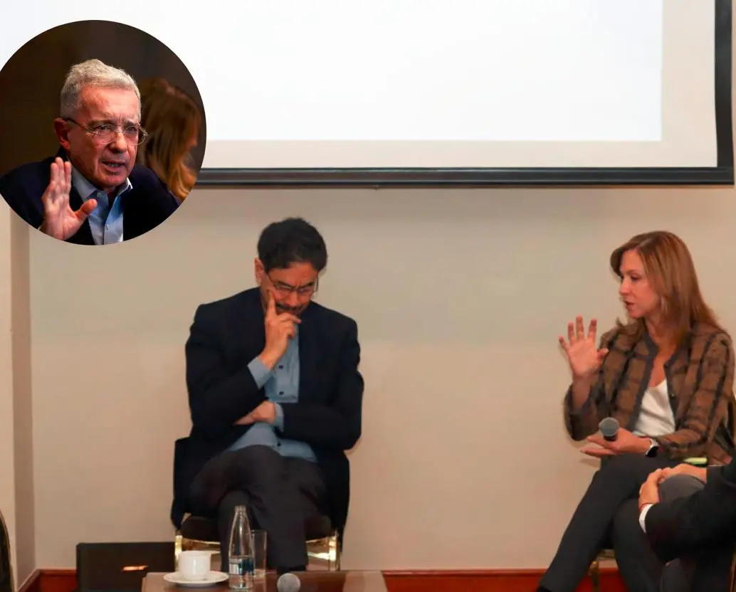 Al fondo el precandidato Iván Cepeda y la presidenta de Amcham, María Claudia Lacouture. FOTO COLPRENSA, AMCHAM. 
