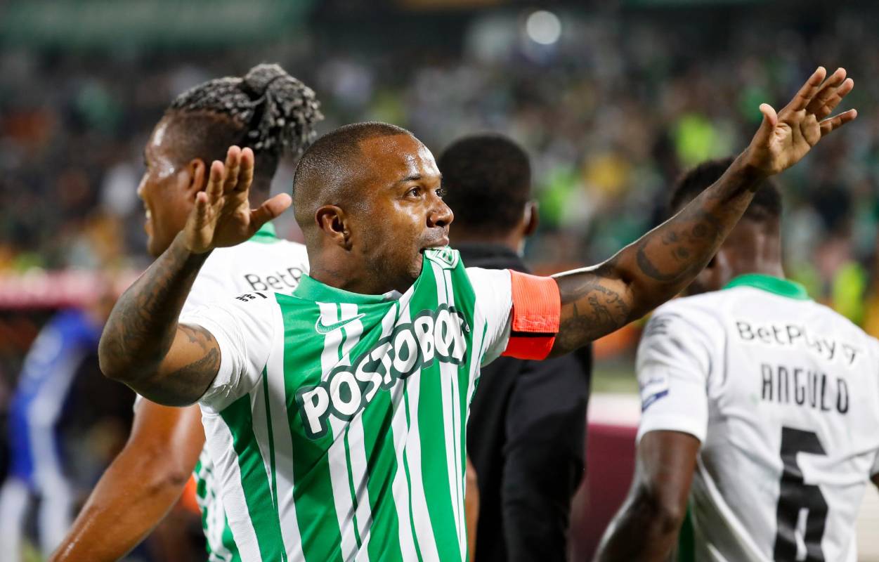 Dorlan Pabón, con su anotación ante Junior, selló el triunfo de los verdes en el minuto 92. Foto: Manuel Saldarriaga