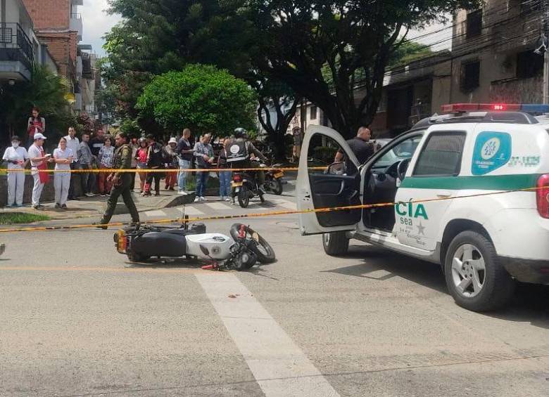 El asesinado recibió varios disparos; murió instantáneamente. FOTO: Cortesía Denuncias Antioquia. 