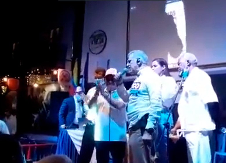 El vídeo es de un evento de reservistas activos de la fuerza pública en Cali. FOTO: CAPTURA DE PANTALLA DE VÍDEO. 