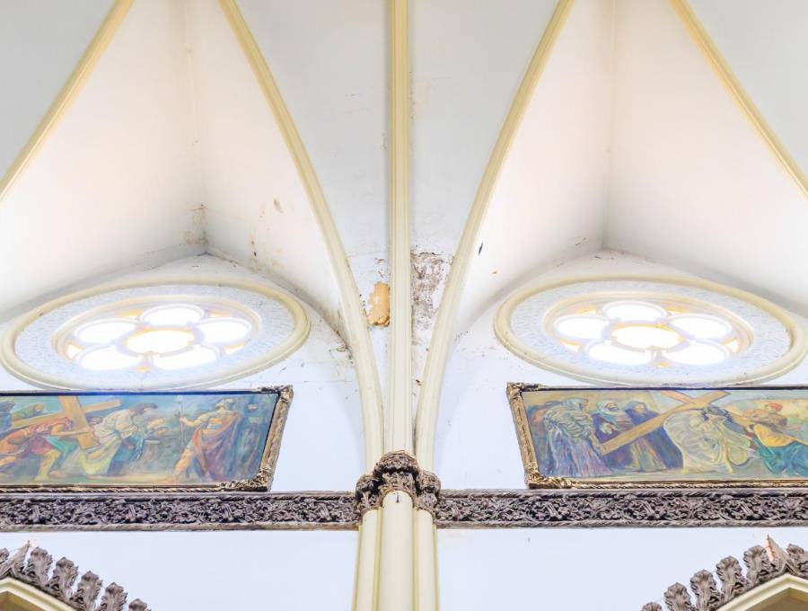 Algunos de los cuadros que podrían resultar afectados por la humedad. Foto: Andrés Camilo Suárez Echeverry