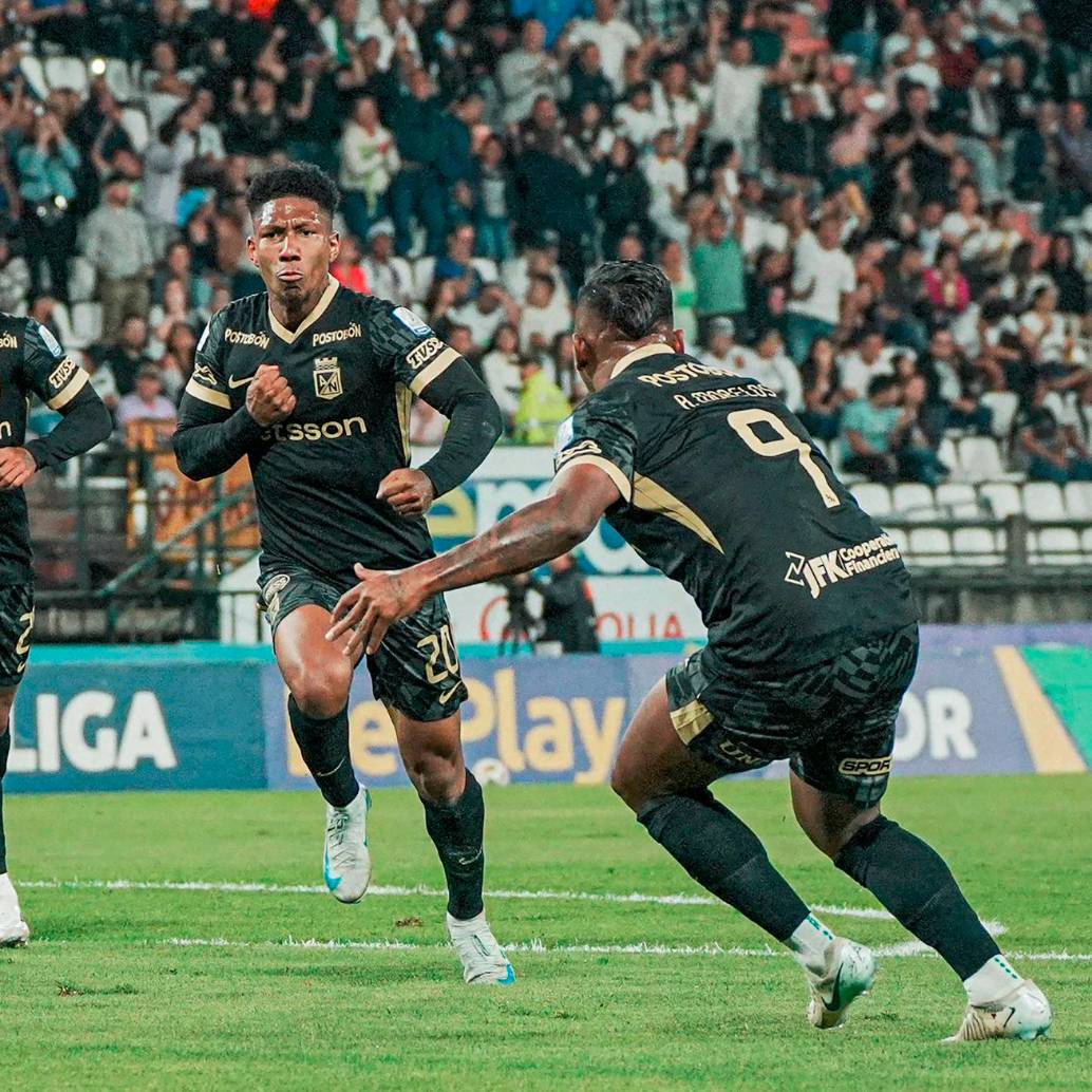 En la imagen aparece Joan Castro, jugador de Nacional, que festejó el primer gol del torneo. FOTO @nacionaloficial