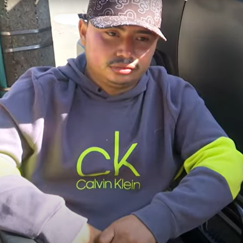 Andrés Felipe Pino, militar que fue golpeado brutalmente en Medellín. FOTO: CAPTURA DE VIDEO TELEMEDELLÍN