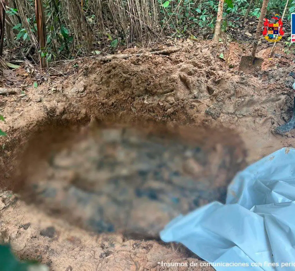 Las víctimas fueron obligadas a cavar la fosa común donde después fueron enterradas. FOTO FISCALÍA