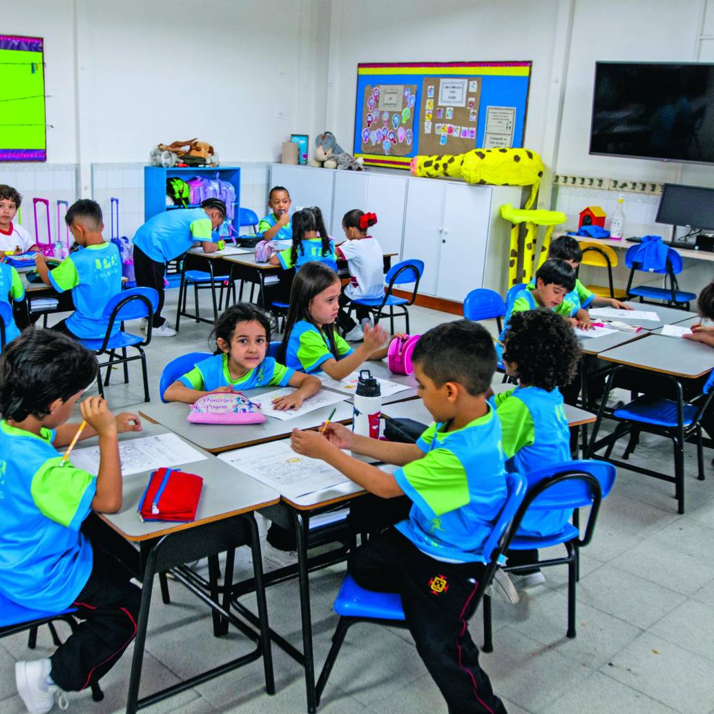 Colegios y universidades privados y tradicionales del departamento pierden casi un 8% de las matrículas cada año. Hay 1.100 sedes educativas en Antioquia con menos de 10 estudiantes. FOTO julio césar herrera