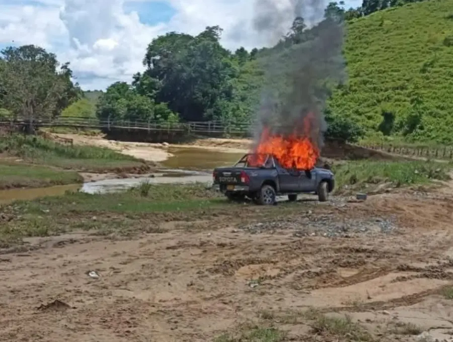 La camioneta en la que se movilizaban fue hallada incinerada. Foto: cortesía.