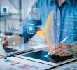 Herramientas basadas en IA están ayudando a las empresas a reducir tiempos, automatizar tareas y mejorar la productividad. FOTO GETTY