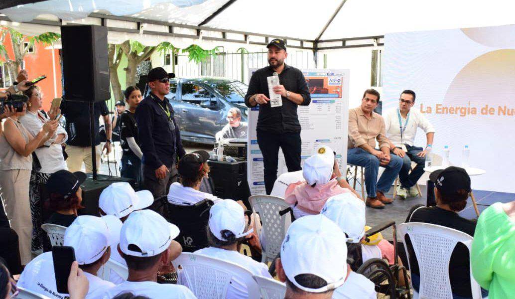 El ministro Edwin Palma reveló que el equipo de empalme pidió frenar la ampliación de Colombia Solar. FOTO: Ministerio de Minas y Energía