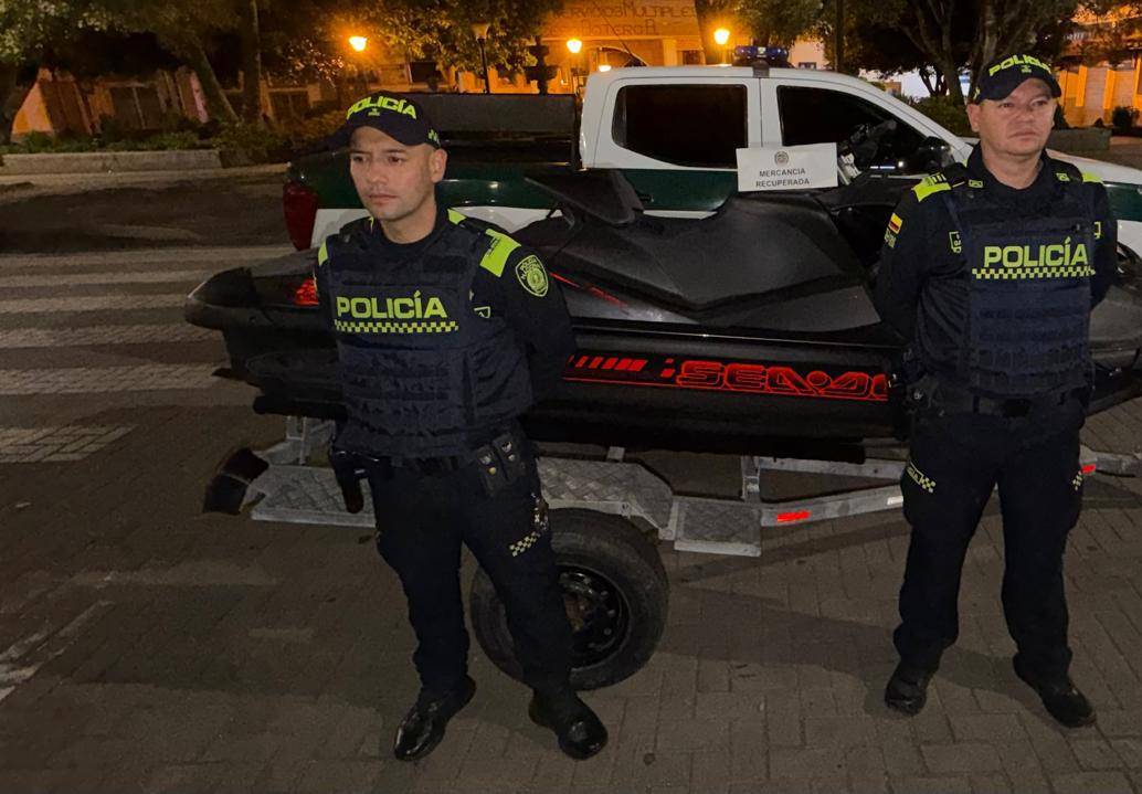El lujoso vehículo había sido reportado como robado desde 2024 en el Valle del Cauca. FOTO: Cortesía Policía de Antioquia
