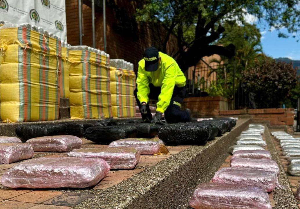 Las autoridades mantienen su ofensiva contra el narcotráfico y siguen descubriendo sustancias que generan adicción tanto en niños como en adultos. FOTO: <b>CORTESÍA POLICÍA METROPOLITANA</b>