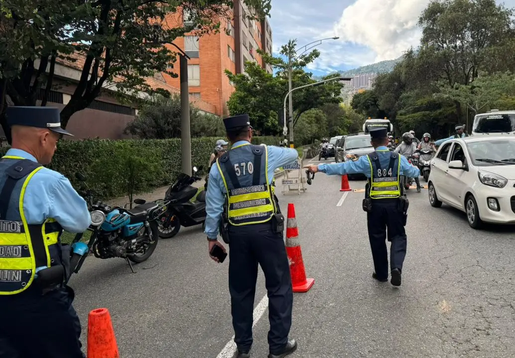 Operativos de control de tránsito realizados por la secretaría de Movilidad de Medellín. FOTO: ALCALDÍA DE MEDELLÍN