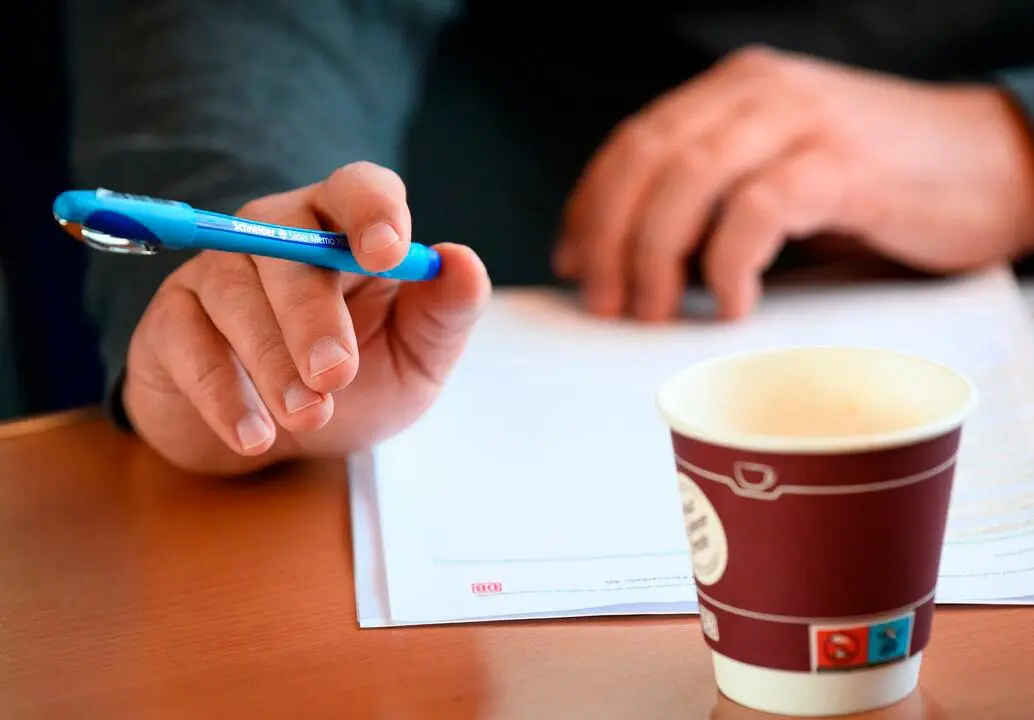 Persona aplicando a un proceso de selección para acceder a un trabajo. FOTO: GETTY