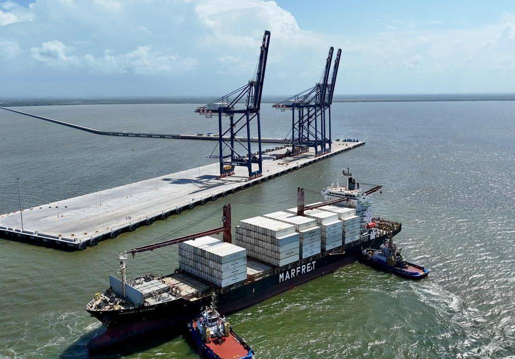 Aspecto de las maniobras realizadas esta navidad en Puerto Antioquia. FOTO: Cortesía