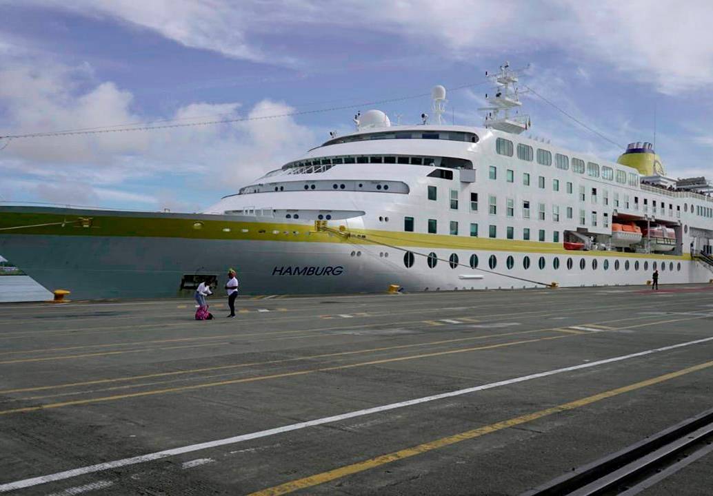 El crucero arribó sobre las 7:30 de la mañana de este 22 de noviembre. FOTO PRESIDENCIA