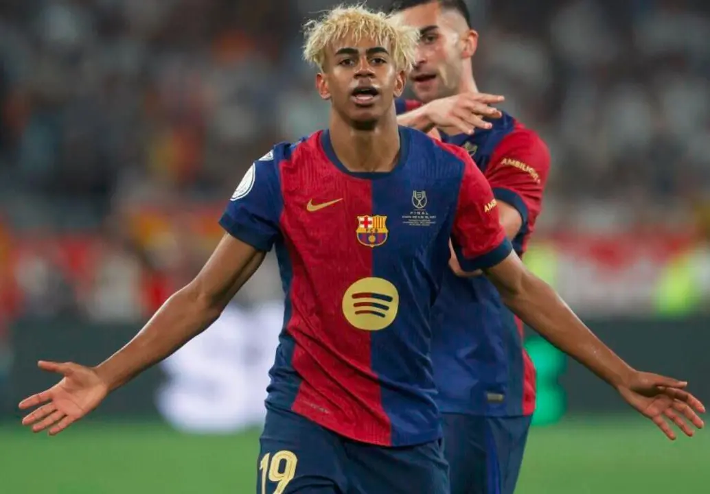Lamine Yamal es la nueva estrella del fútbol mundial. FOTO AFP