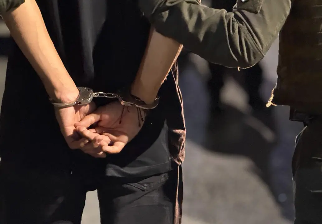 Imagen de referencia de una persona detenida en Medellín. FOTO: Cortesía