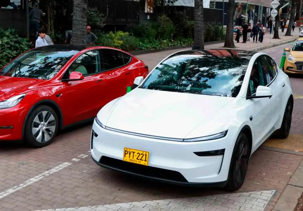 Los modelos Tesla Model Y y Tesla Model 3 lideraron las ventas en Medellín durante marzo, superando incluso a vehículos tradicionales. FOTO: CORTESÍA