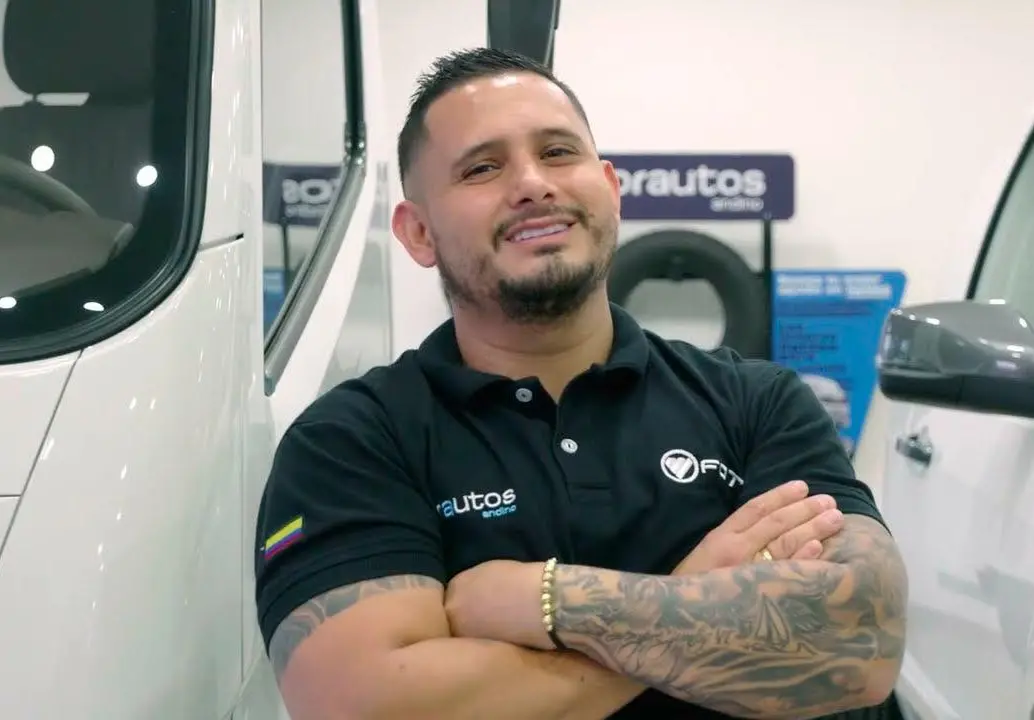 Corautos Andino impulsa nuevas oportunidades laborales en el sector automotor, ofreciendo 34 vacantes en distintas ciudades para perfiles técnicos y comerciales. FOTO: CORTESÍA