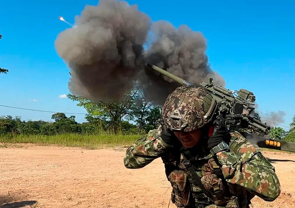 La inseguridad creciente en regiones clave del país eleva los costos empresariales y frena la inversión en Colombia. FOTO AFP